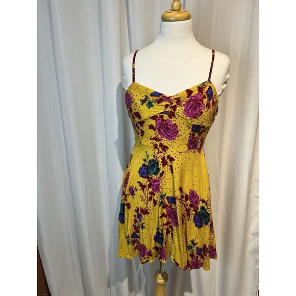Intimately FREE PEOPLE Never Be Mine Mini Dress size Small Floral beautiful - Picture 3 of 5